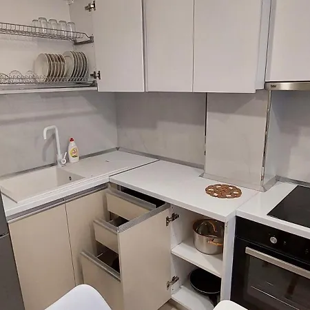 Reina Apartments_lura 3_gjiri Lalzit *